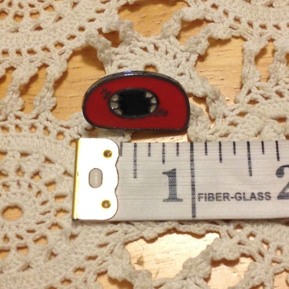 Funky Letter "D" initial jewelry pin - Picture 3 of 3